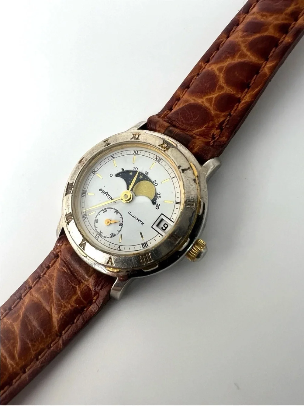 Pratina Brown Leather Strap Moonphase Quartz women’s Watch
